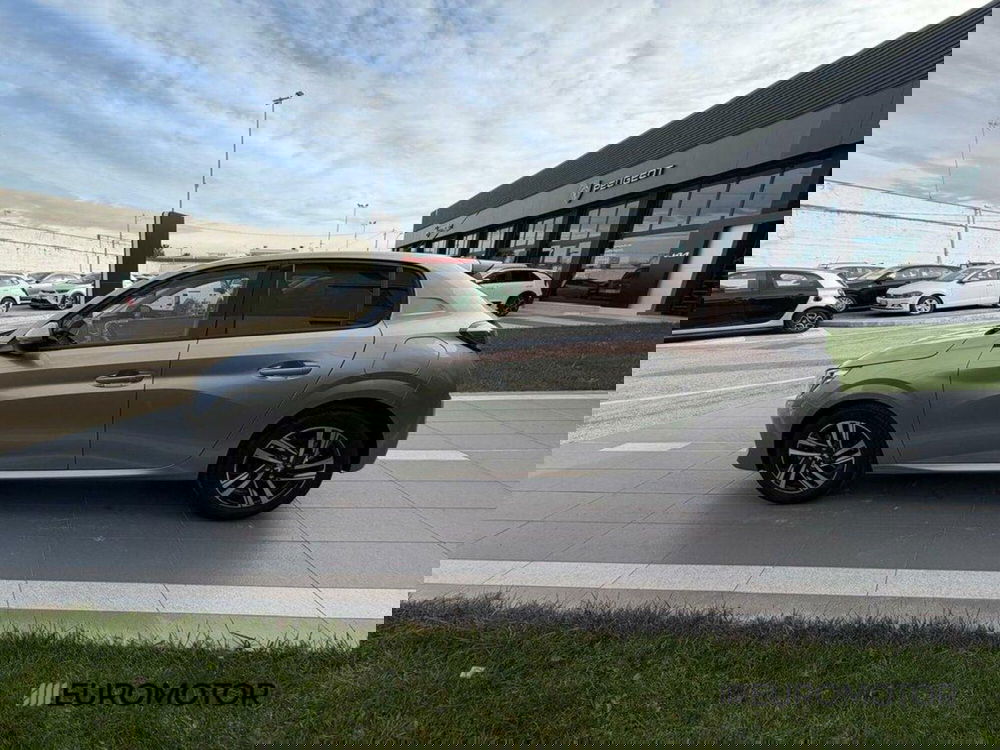 Peugeot 208 usata a Bari (8)