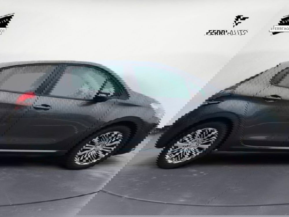 Peugeot 208 usata a Treviso (4)