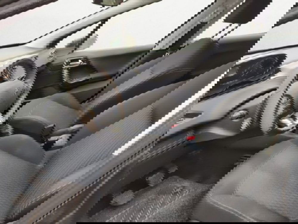 Peugeot 208 usata a Treviso (9)