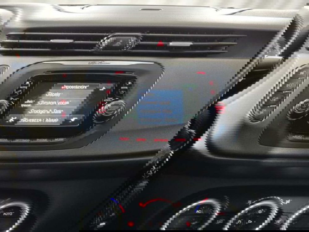 Alfa Romeo Giulietta usata a Sondrio (18)