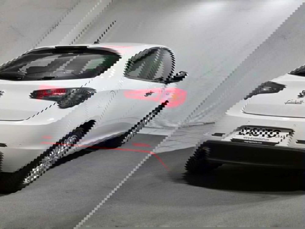 Alfa Romeo Giulietta usata a Sondrio (5)