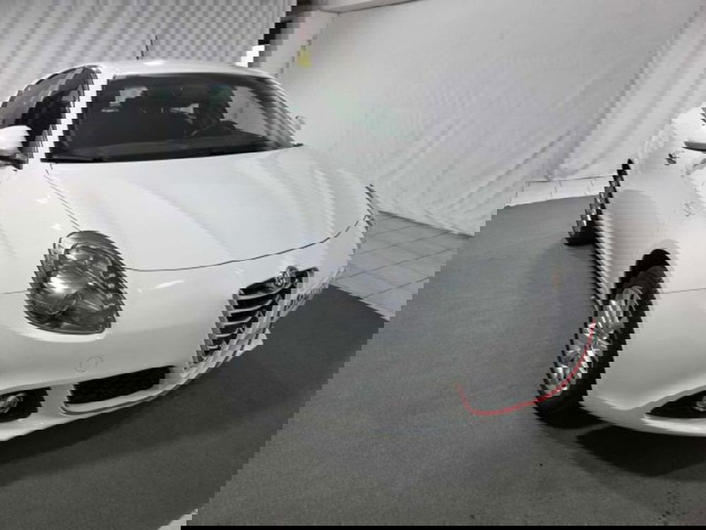 Alfa Romeo Giulietta usata a Sondrio (7)