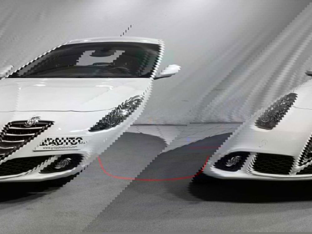 Alfa Romeo Giulietta usata a Sondrio (8)