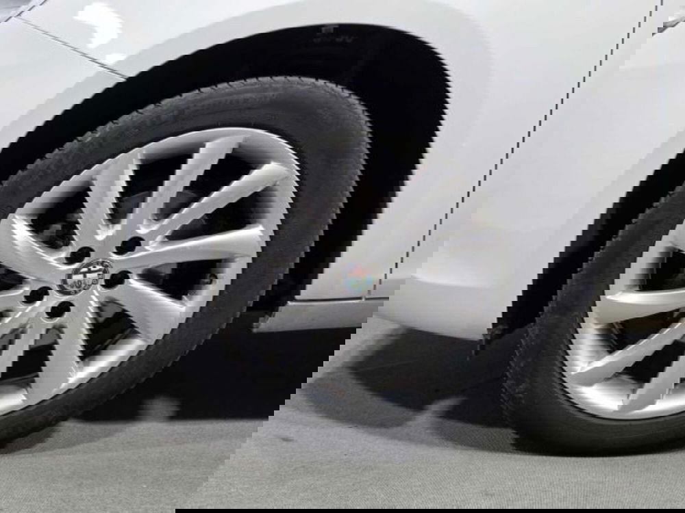 Alfa Romeo Giulietta usata a Sondrio (9)