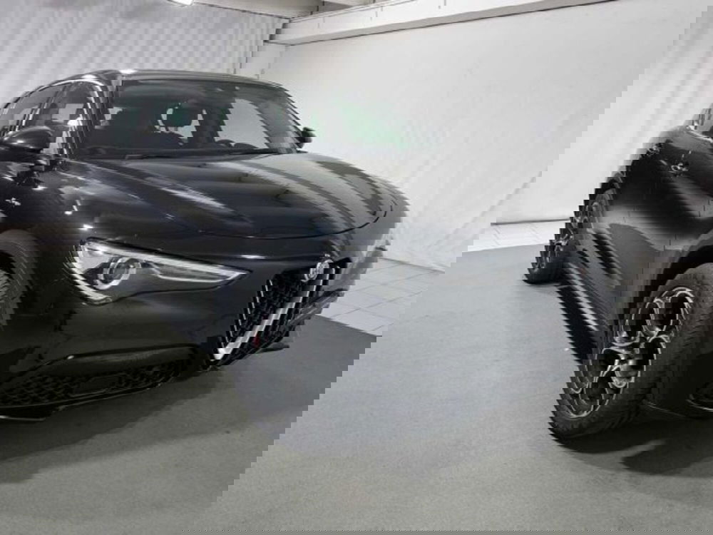 Alfa Romeo Stelvio usata a Sondrio (7)