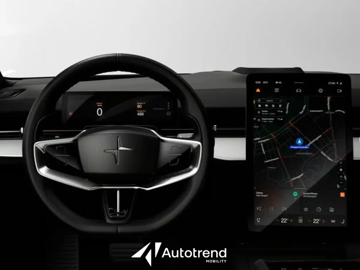 Polestar Polestar 5 nuova a Bari (12)