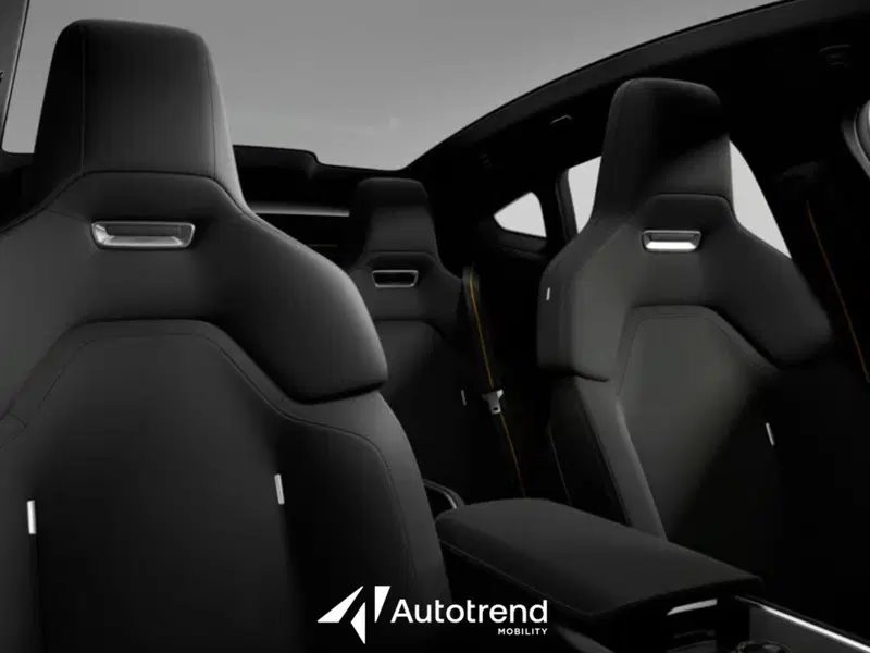Polestar Polestar 5 nuova a Bari (15)