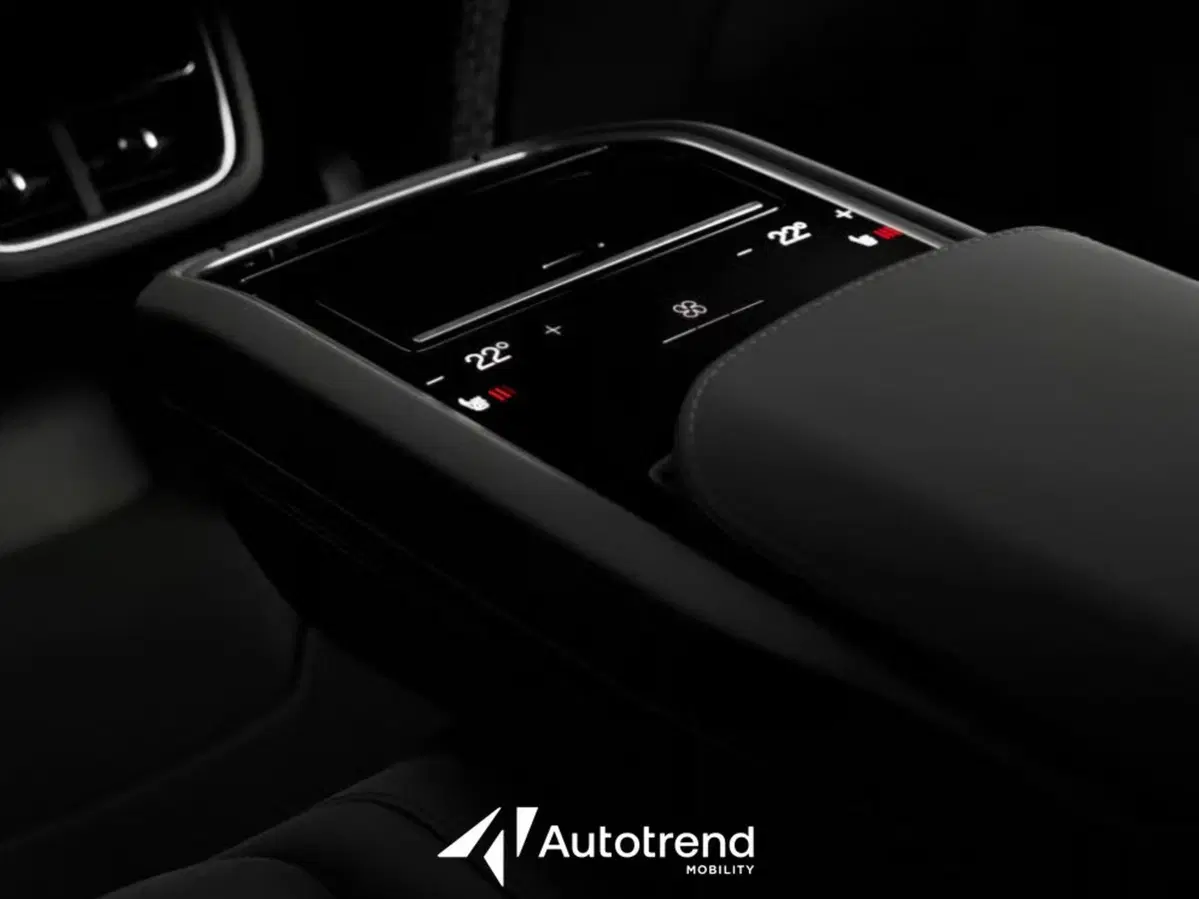 Polestar Polestar 5 nuova a Bari (17)