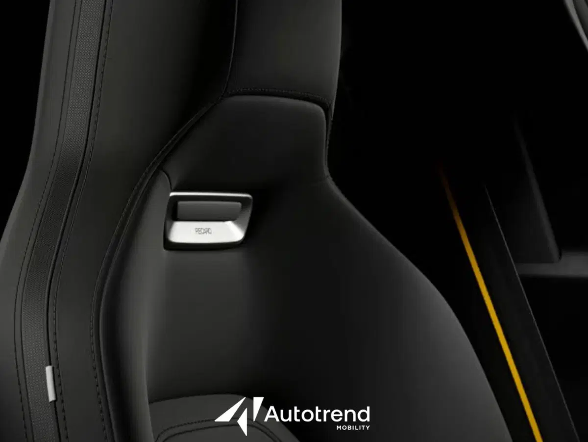 Polestar Polestar 5 nuova a Bari (18)