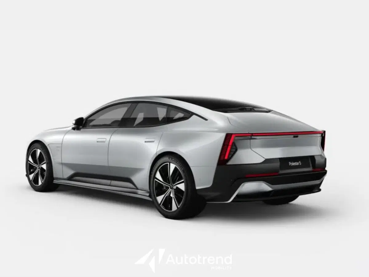 Polestar Polestar 5 nuova a Bari (3)