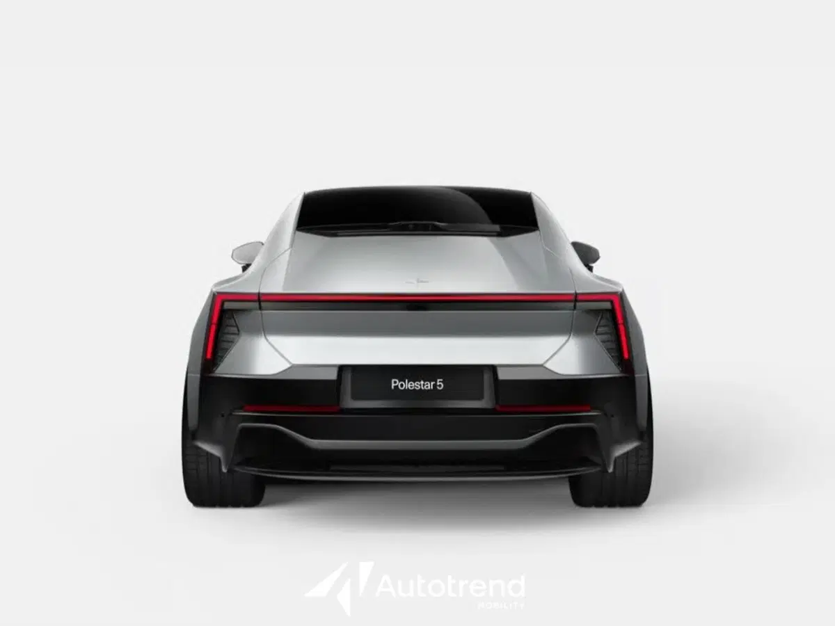 Polestar Polestar 5 nuova a Bari (4)