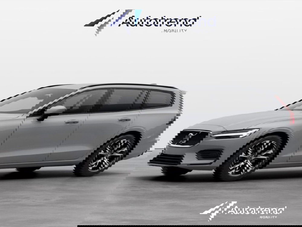 Volvo V60 nuova a Bari