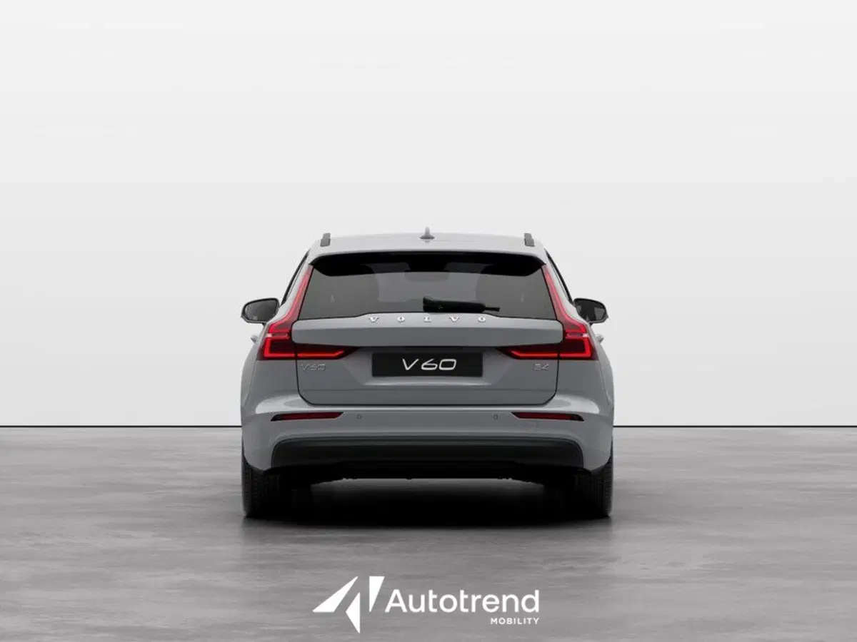 Volvo V60 nuova a Bari (4)
