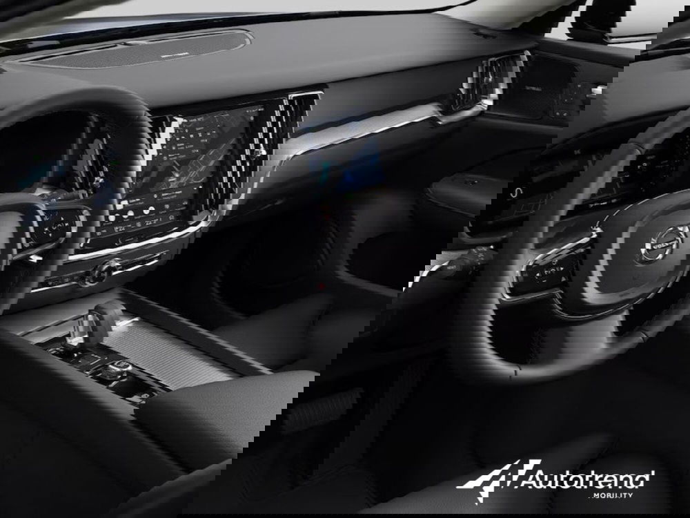 Volvo V60 nuova a Bari (6)