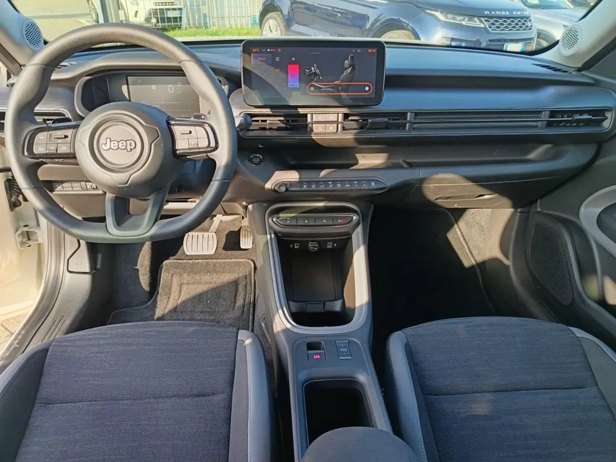 Jeep Avenger usata a Alessandria (11)