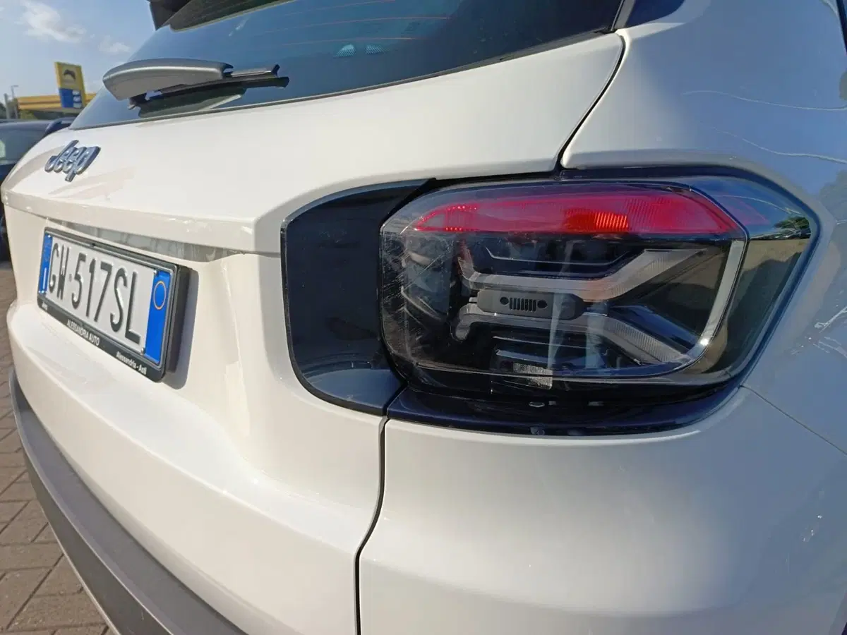 Jeep Avenger usata a Alessandria (18)