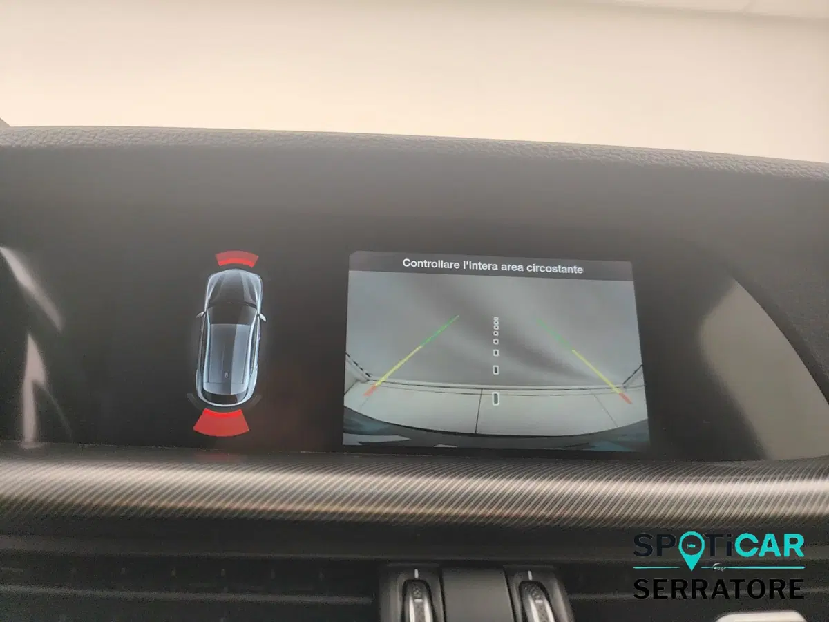 Alfa Romeo Stelvio usata a Como (11)
