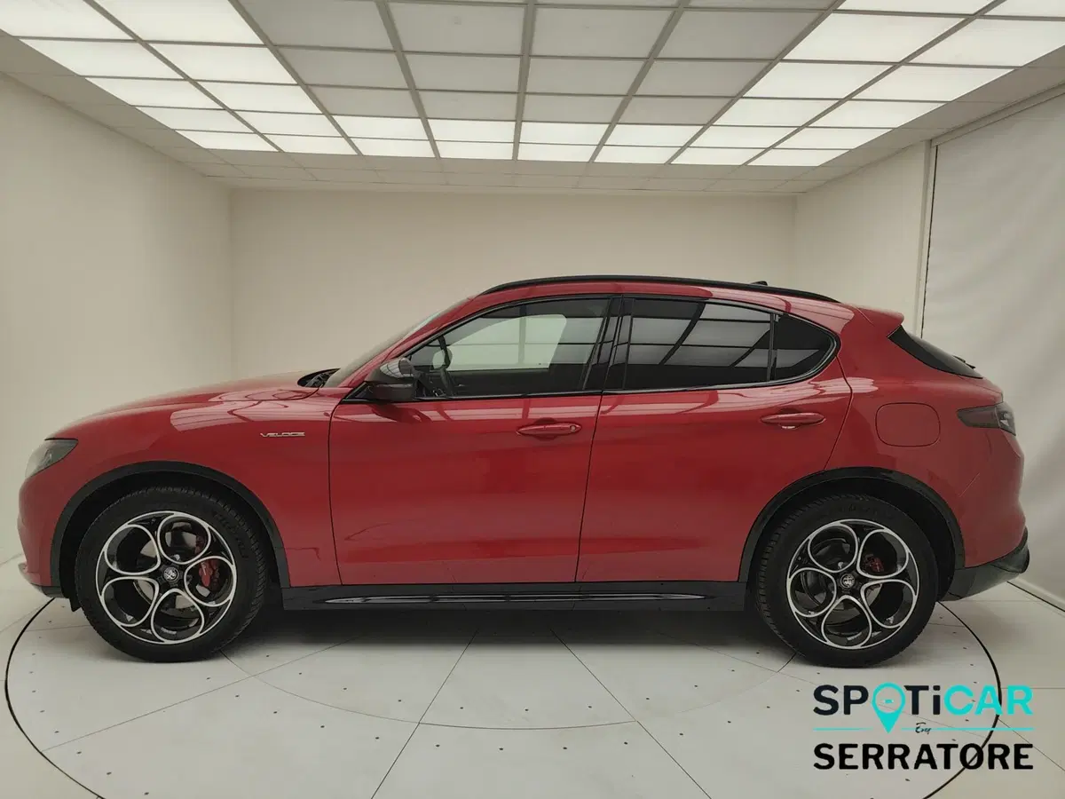 Alfa Romeo Stelvio usata a Como (4)