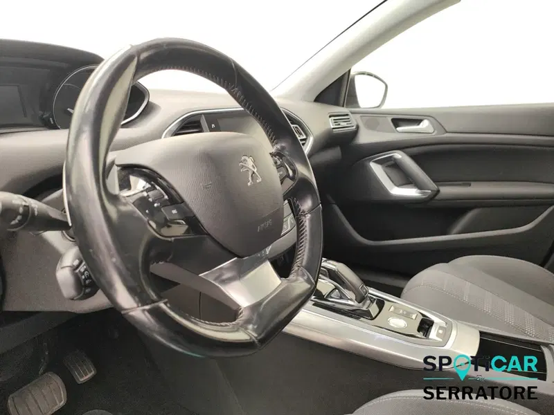 Peugeot 308 SW usata a Como (7)