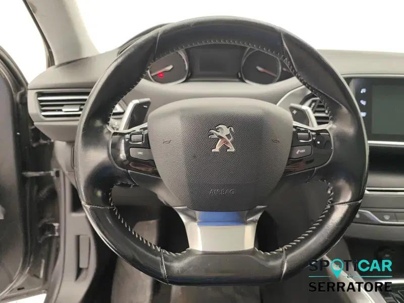 Peugeot 308 SW usata a Como (8)