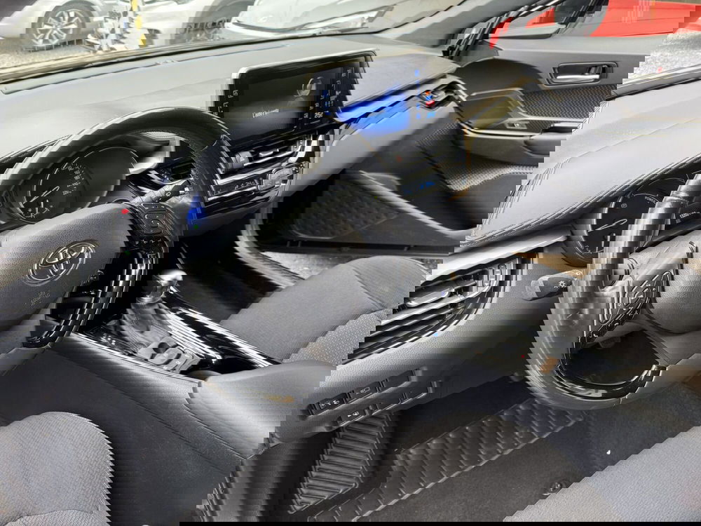 Toyota Toyota C-HR usata a Como (10)