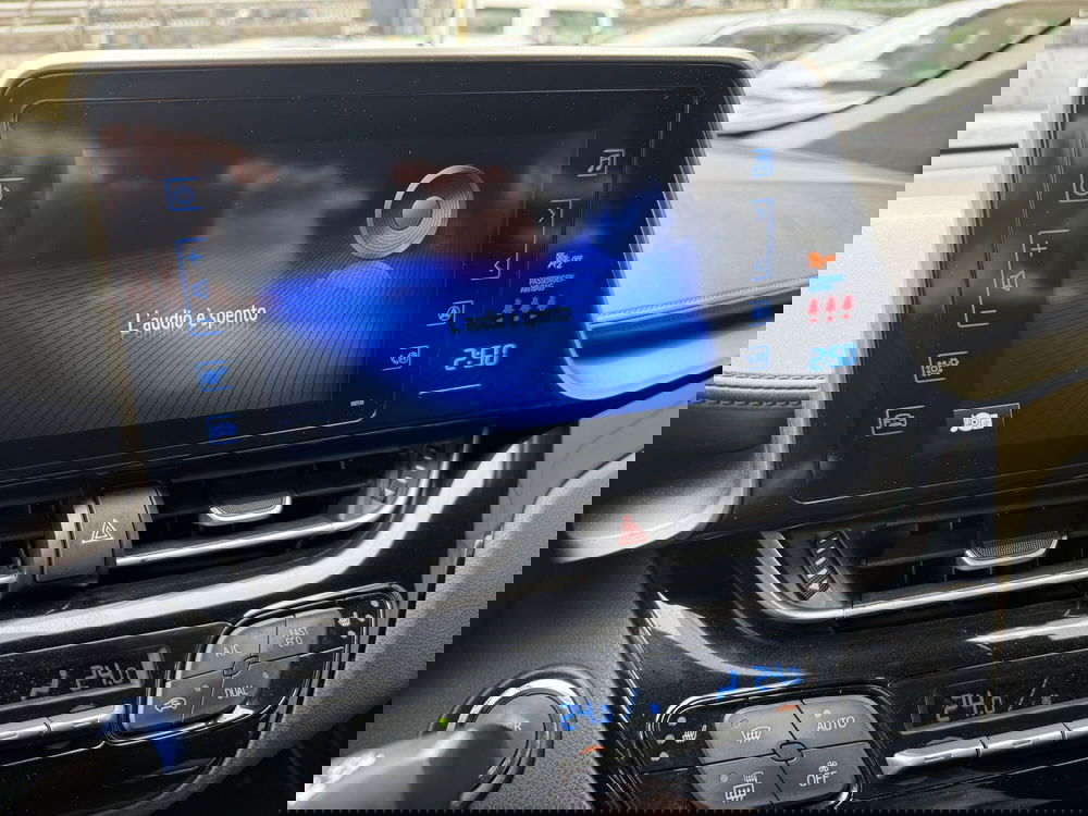 Toyota Toyota C-HR usata a Como (15)