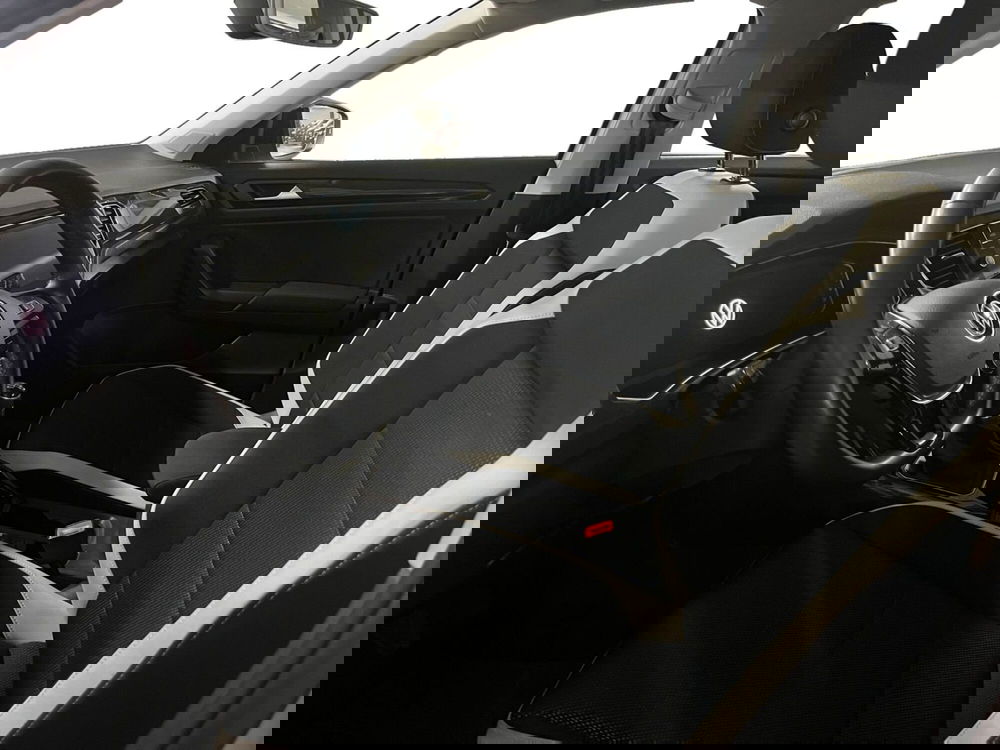 Volkswagen T-Roc usata a Modena (9)