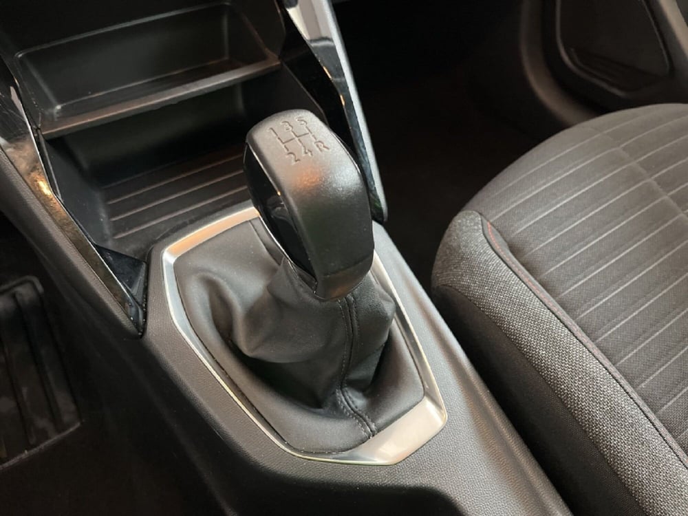 Peugeot 208 usata a Torino (14)