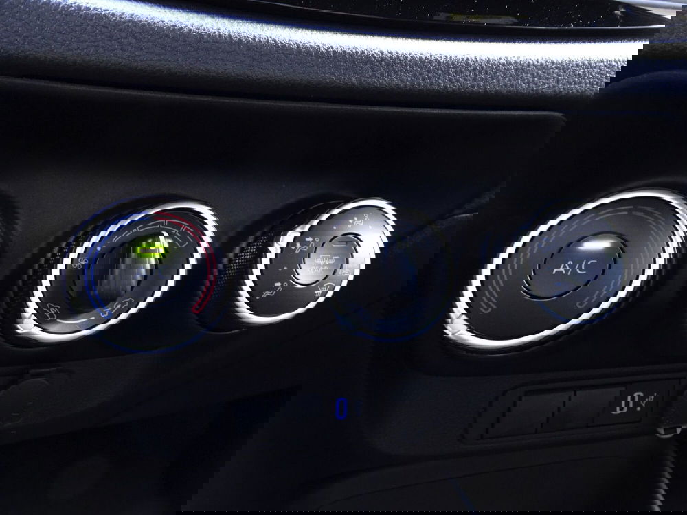 Toyota Aygo X nuova a Treviso (18)