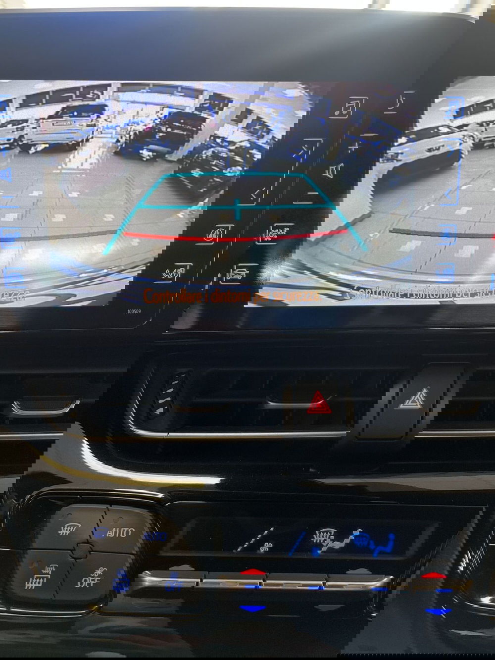 Toyota Toyota C-HR usata a Prato (12)