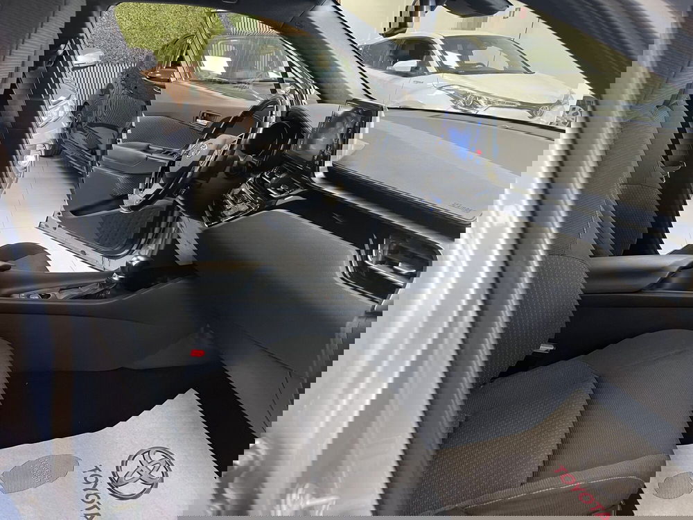 Toyota Toyota C-HR usata a Prato (8)