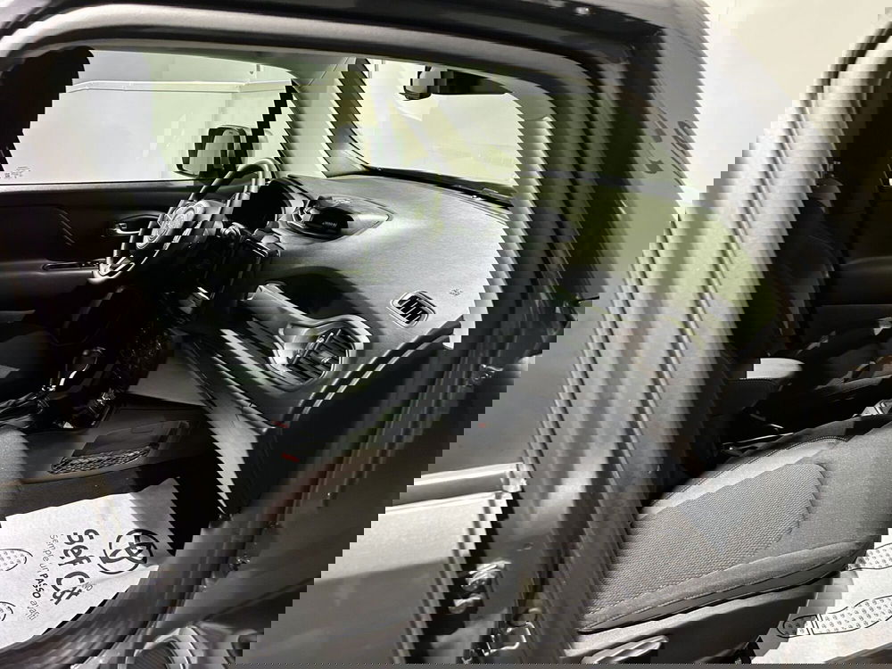 Jeep Renegade usata a Milano (12)