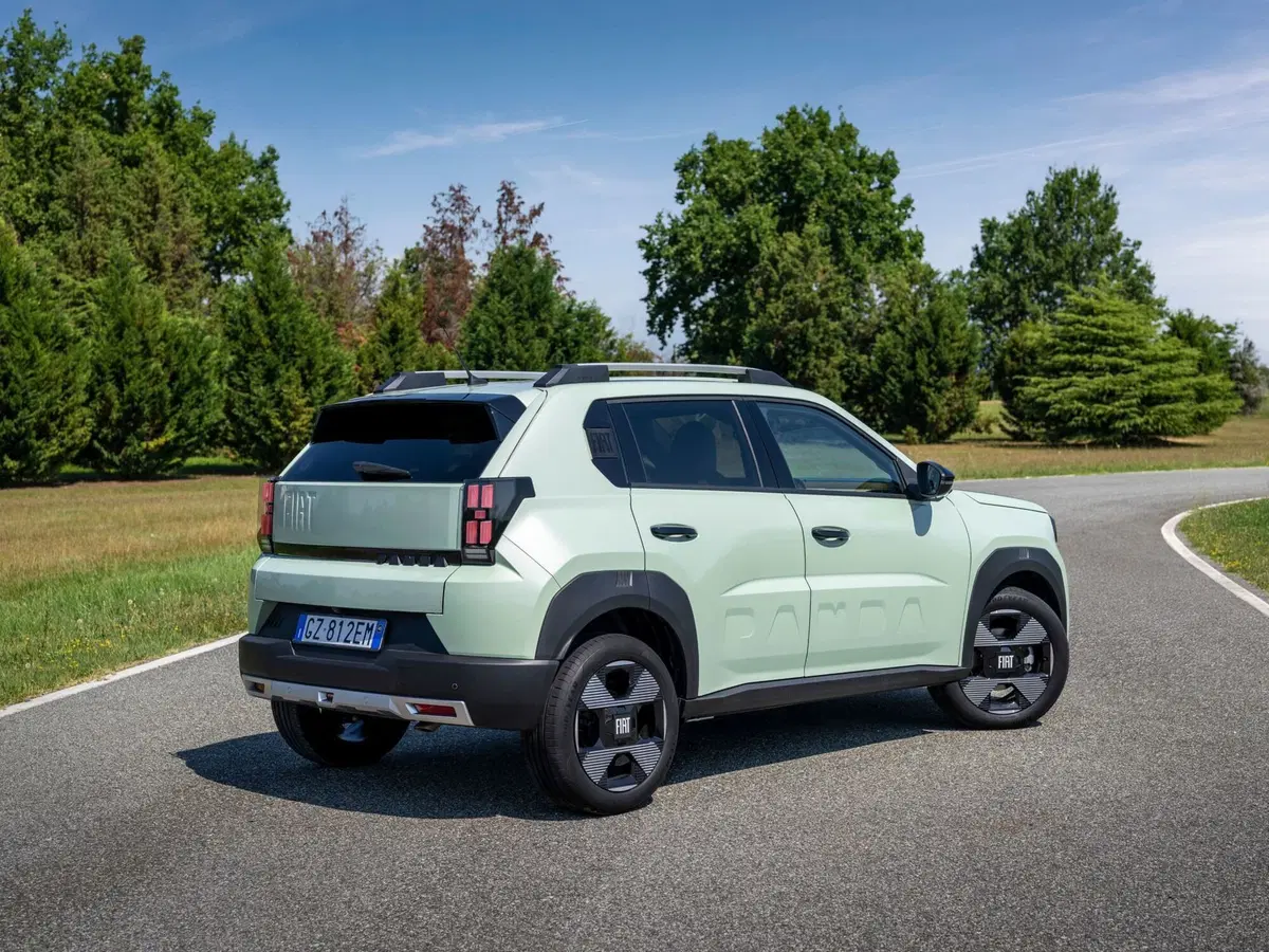 Fiat Grande Panda nuova a Bergamo (6)