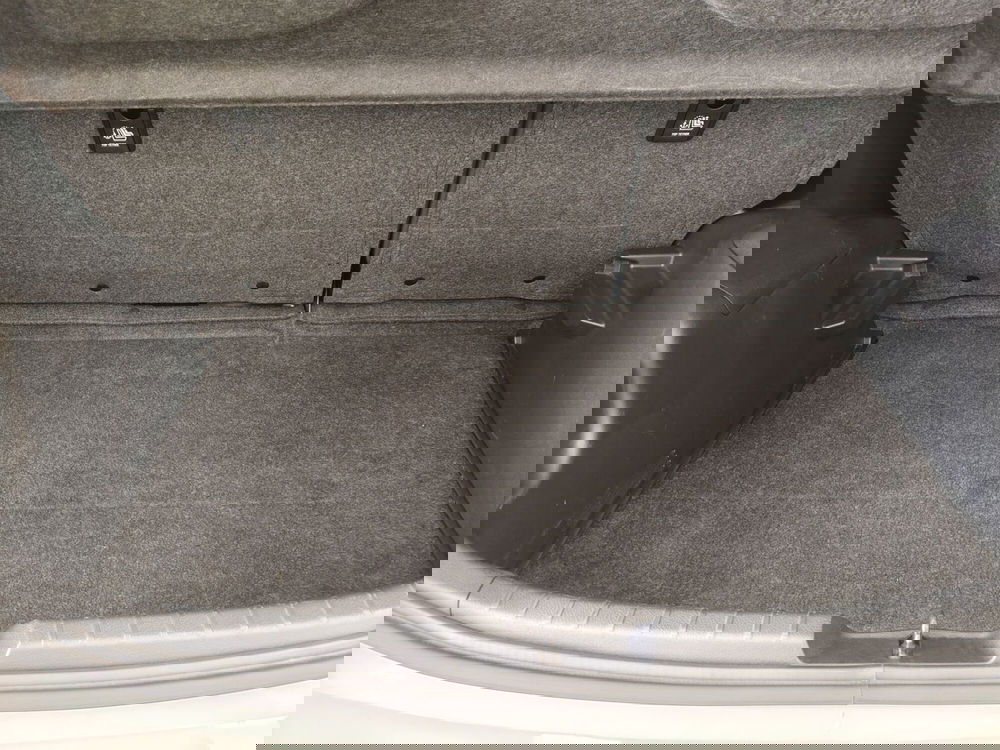 Toyota Yaris usata a Roma (13)