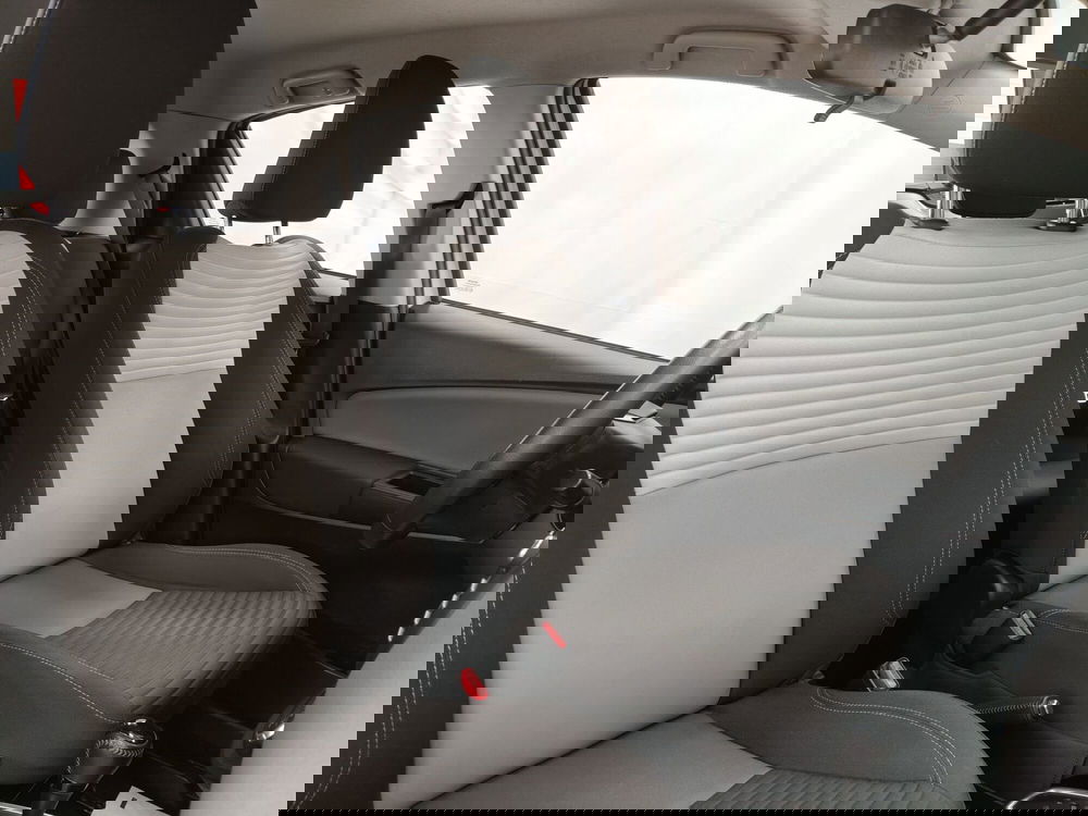 Toyota Yaris usata a Roma (7)