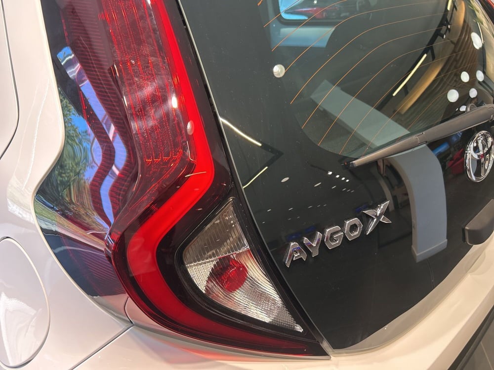 Toyota Aygo X nuova a Bologna (14)