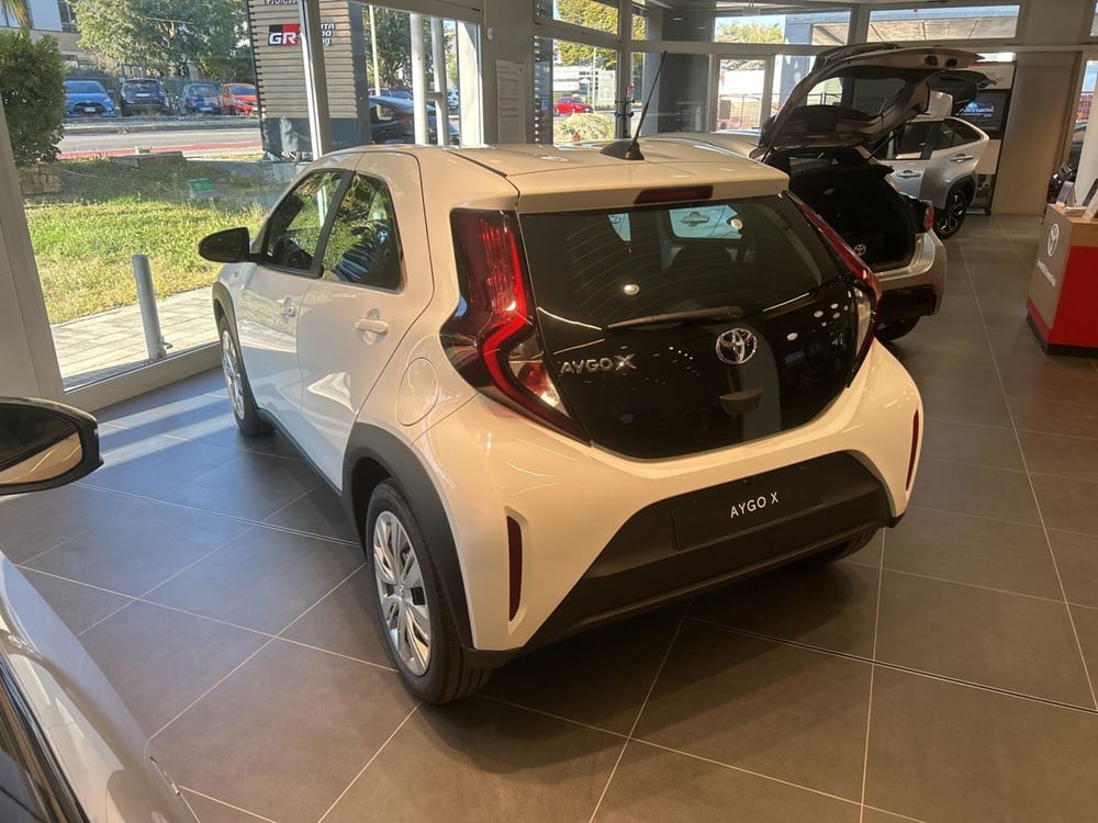 Toyota Aygo X nuova a Bologna (4)