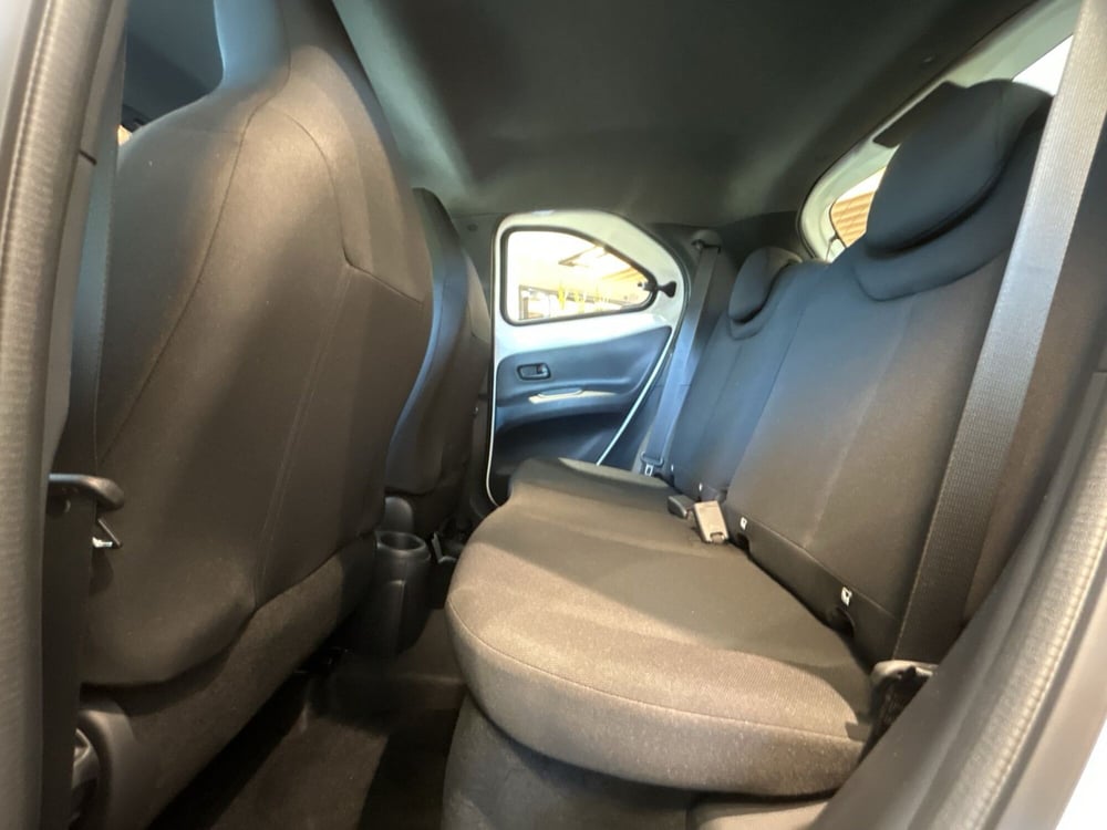 Toyota Aygo X nuova a Bologna (9)