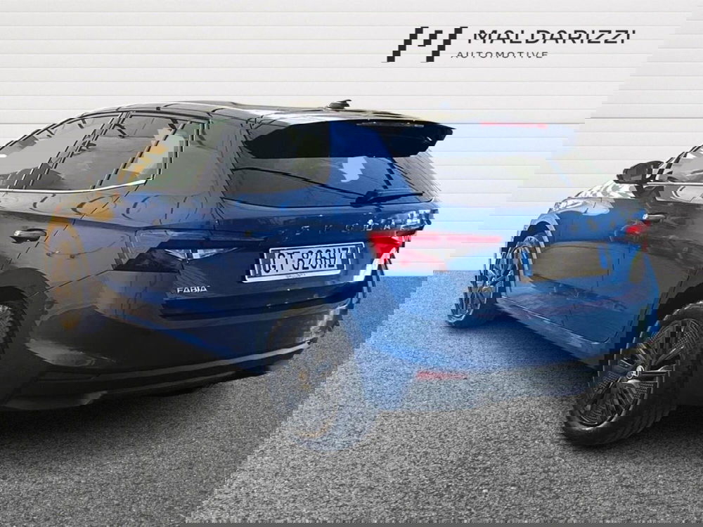 Skoda Fabia usata a Bari (11)