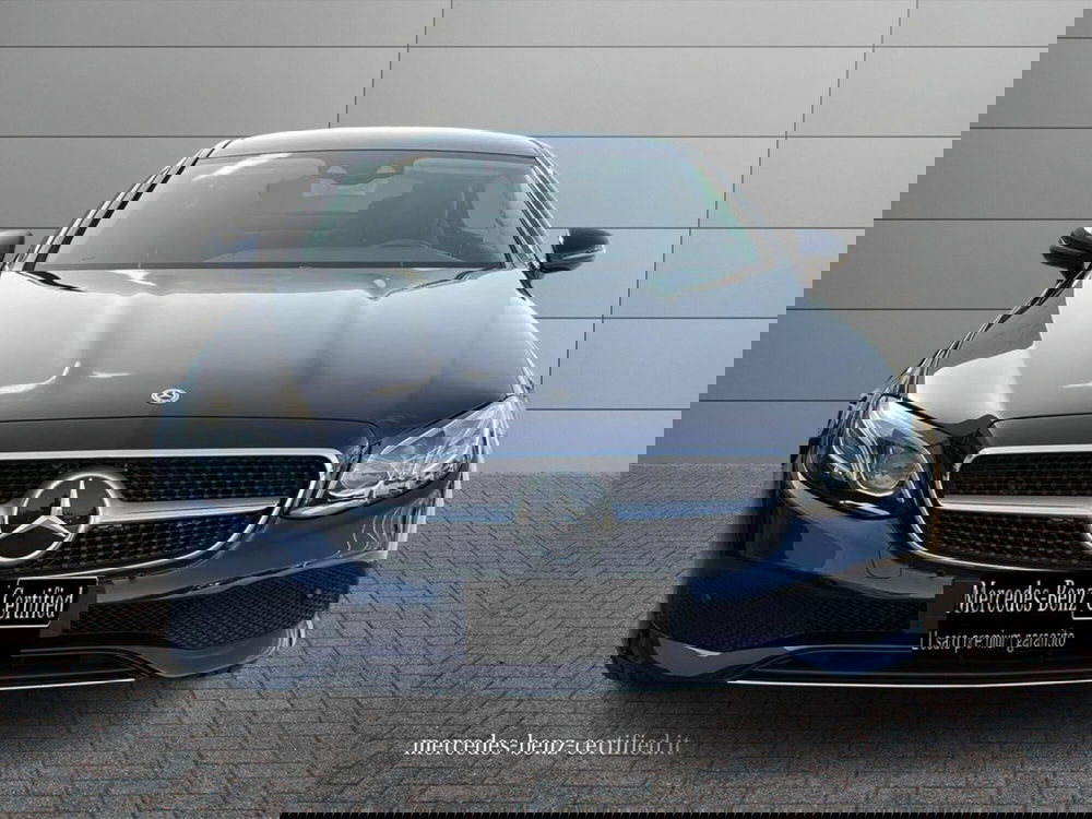 Mercedes-Benz Classe E Coupé usata a Bari (7)