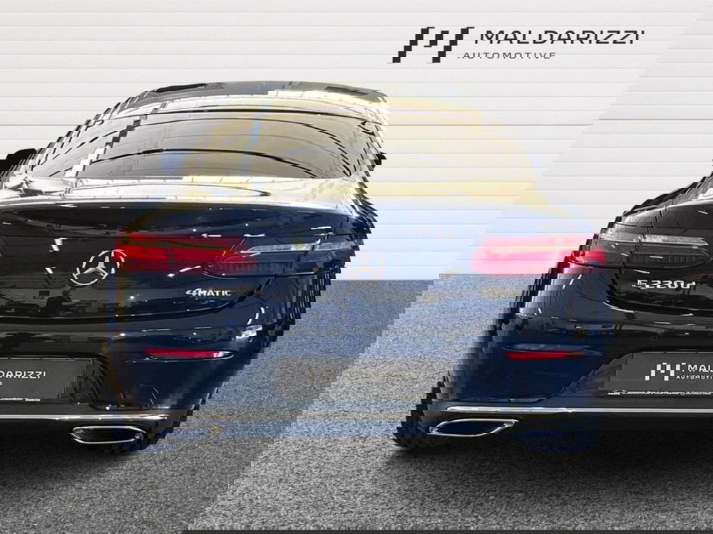 Mercedes-Benz Classe E Coupé usata a Bari (9)