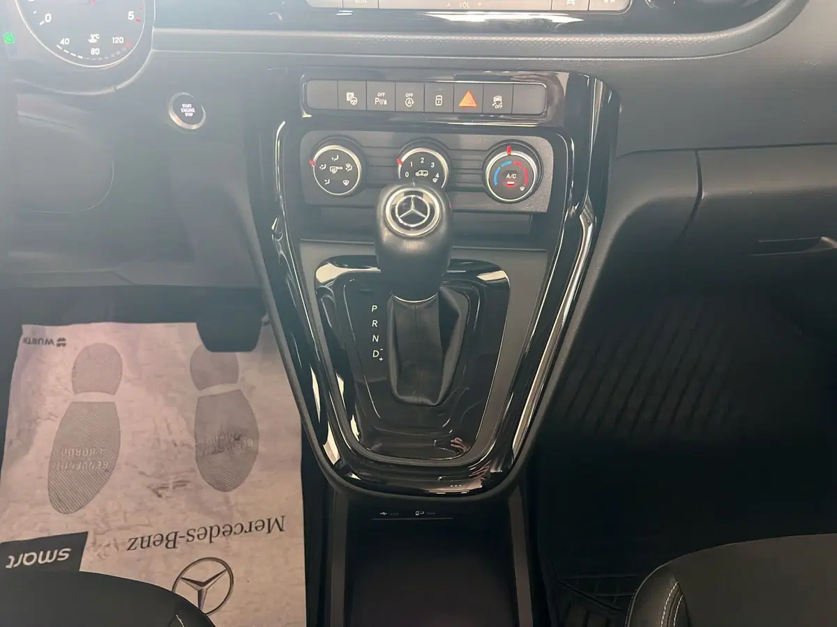 Mercedes-Benz Classe T usata a Cosenza (15)