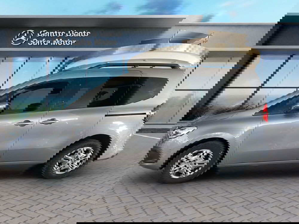 Mercedes-Benz Classe T usata a Cosenza (3)