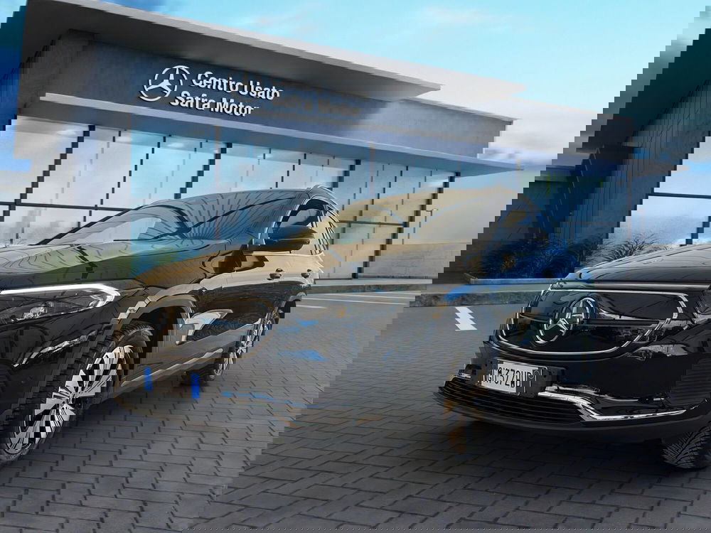 Mercedes-Benz EQA usata a Cosenza