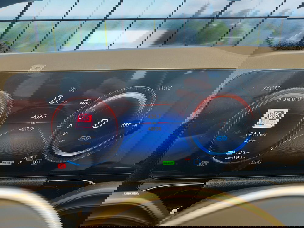 Mercedes-Benz EQA usata a Cosenza (11)