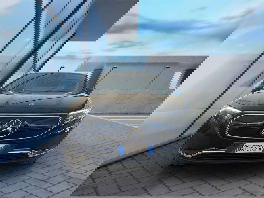 Mercedes-Benz EQA usata a Cosenza (2)