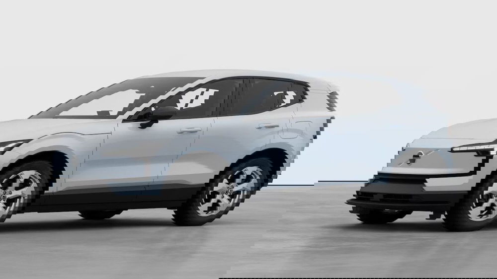 Volvo EX30 nuova a Como