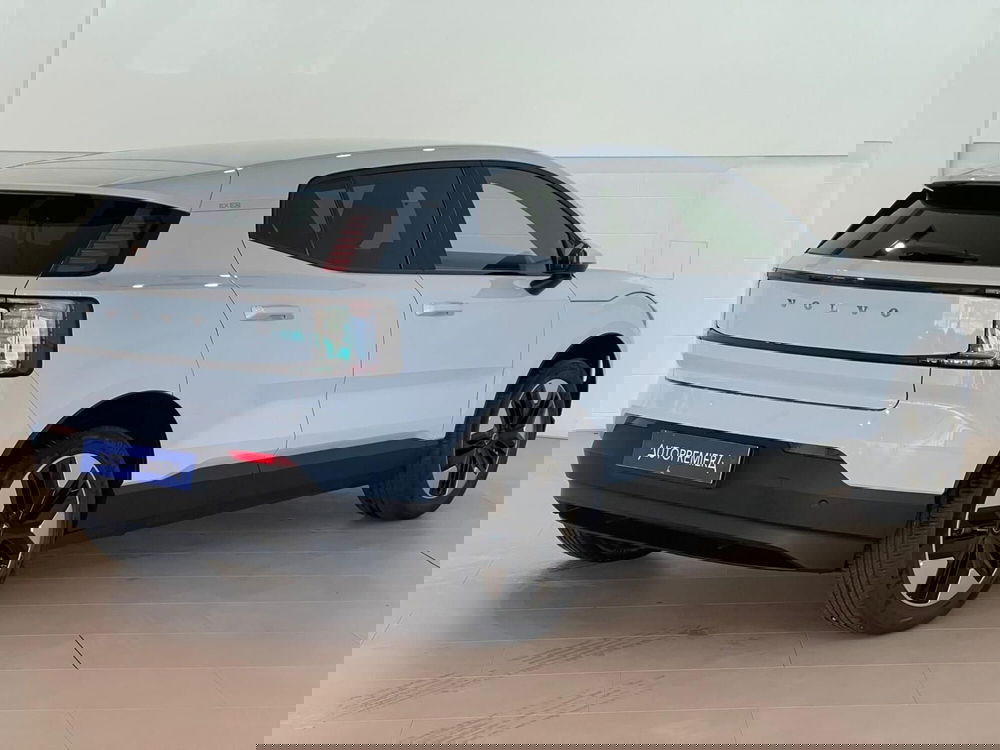 Volvo EX30 nuova a Como (7)