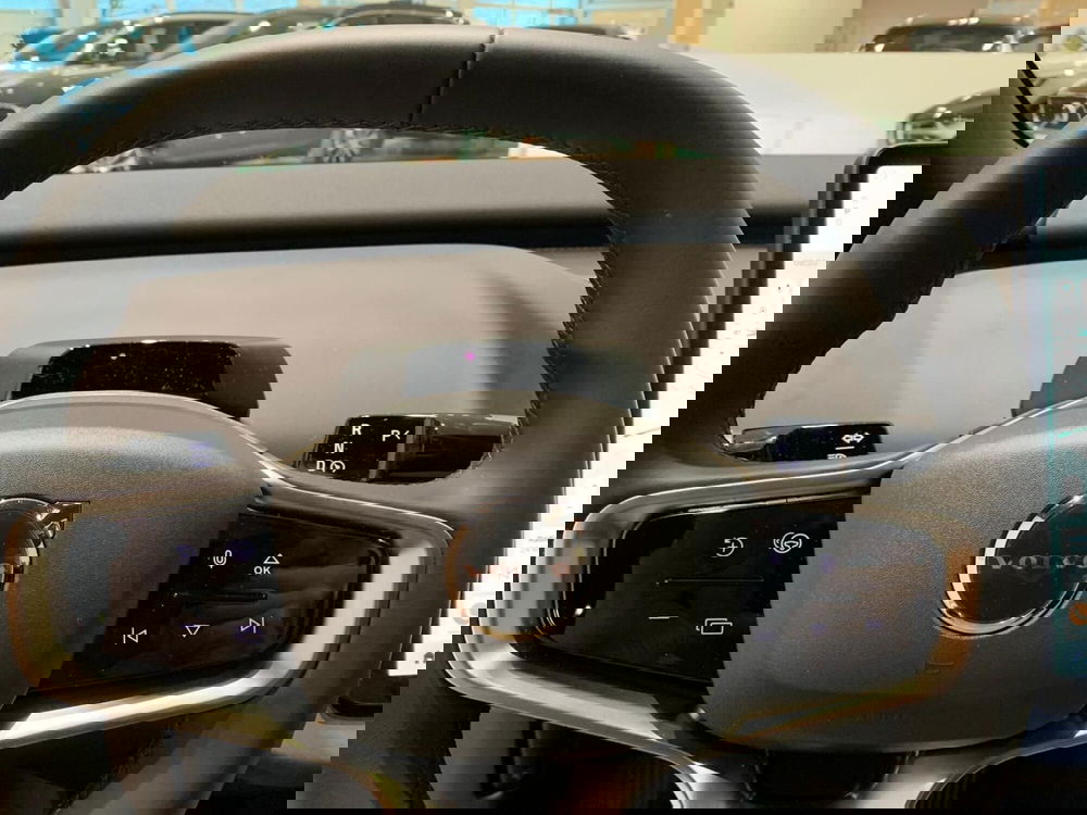 Volvo EX30 nuova a Como (13)
