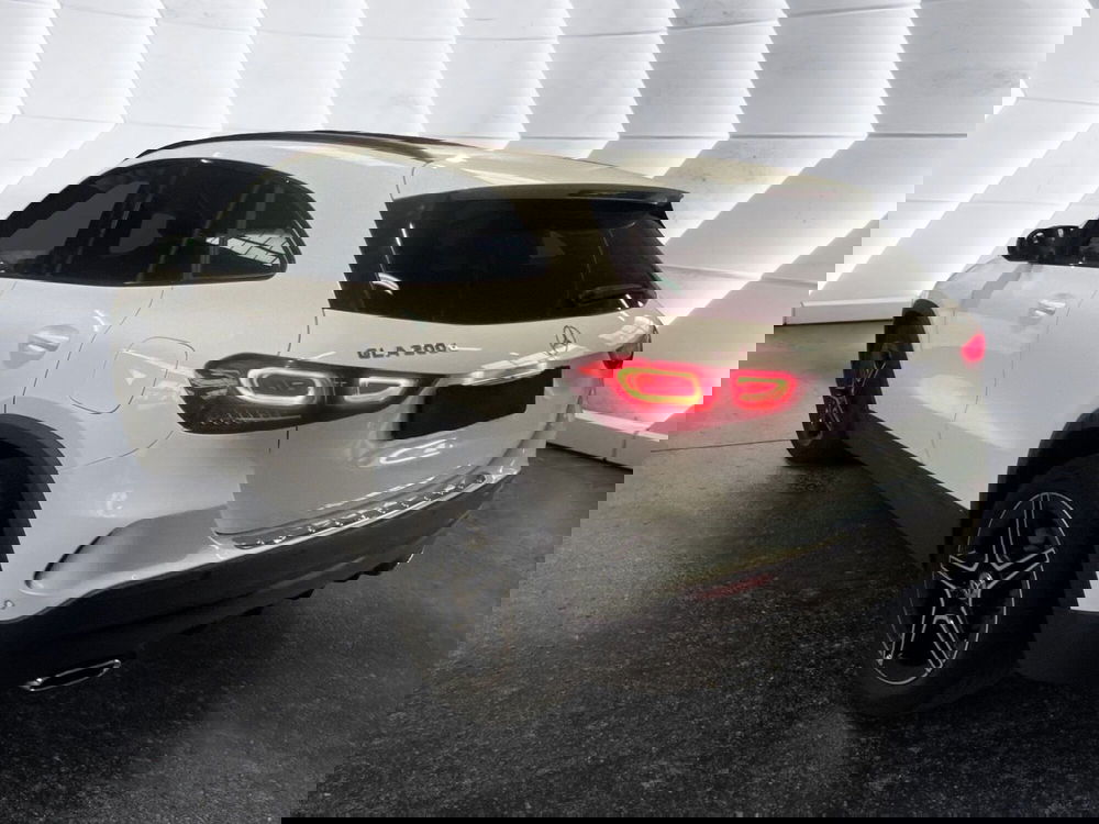 Mercedes-Benz GLA SUV usata a Napoli (5)
